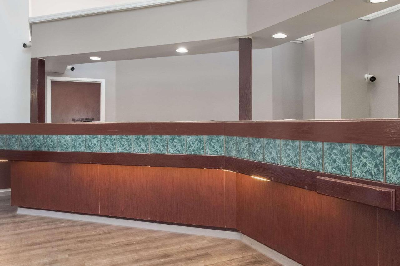 Econo Lodge Lakeland Exterior photo